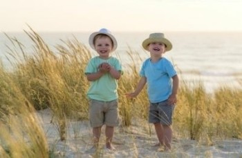 Enfants sur la plage